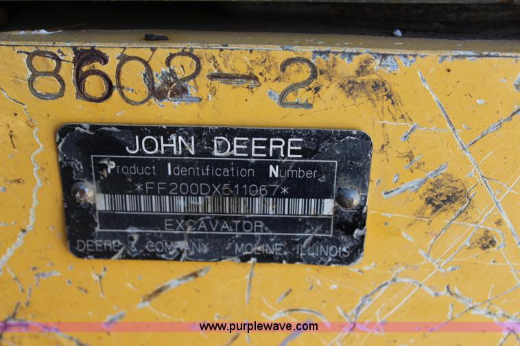 image for item I1673 2008 John Deere 200LC excavator