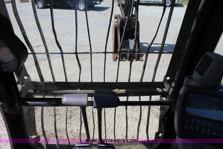 image for item I1673 2008 John Deere 200LC excavator