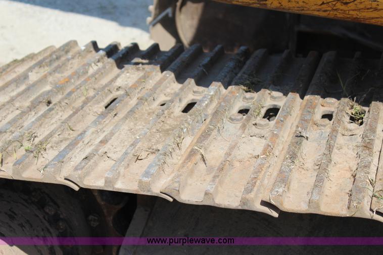 image for item I1673 2008 John Deere 200LC excavator