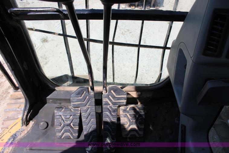 image for item I1674 2008 Caterpillar 321D LCR excavator