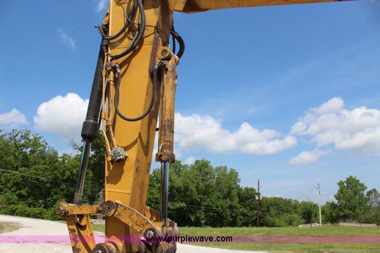 image for item I1674 2008 Caterpillar 321D LCR excavator