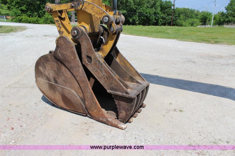 image for item I1674 2008 Caterpillar 321D LCR excavator