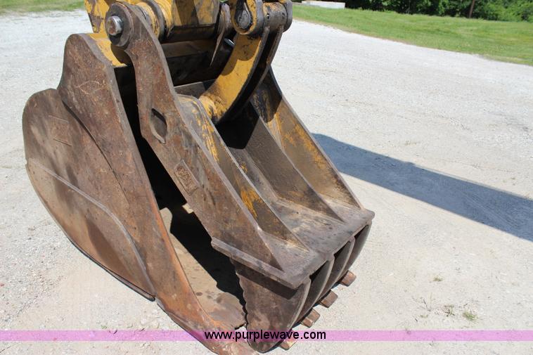 image for item I1674 2008 Caterpillar 321D LCR excavator