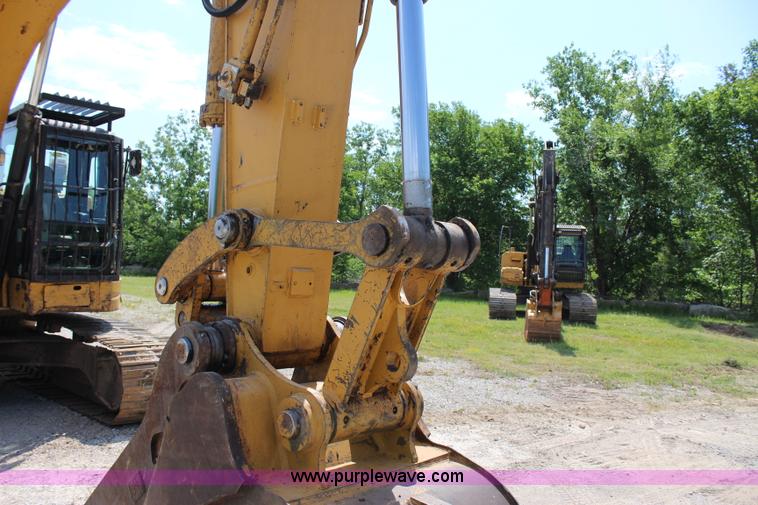 image for item I1674 2008 Caterpillar 321D LCR excavator