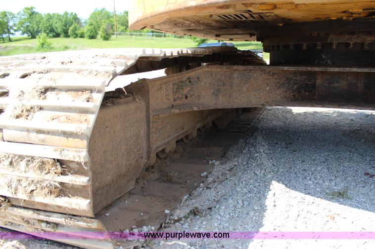 image for item I1674 2008 Caterpillar 321D LCR excavator