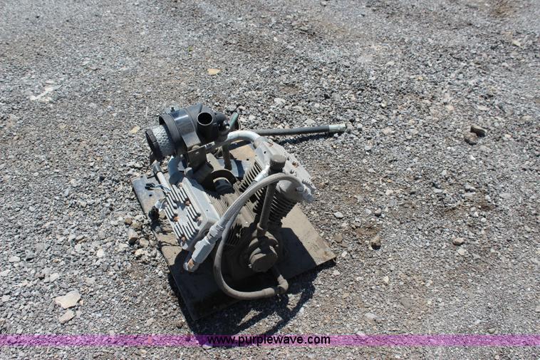 image for item I1675 IMT 435-har air compressor