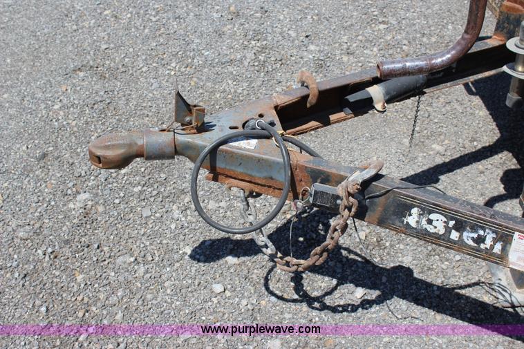 image for item I1687 2003 PJ utility trailer