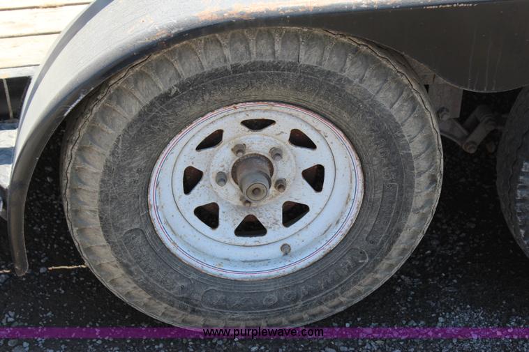 image for item I1687 2003 PJ utility trailer