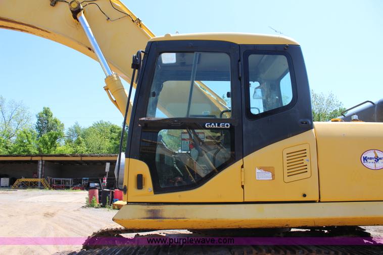 image for item I1697 2006 Komatsu PC300LC-7 excavator