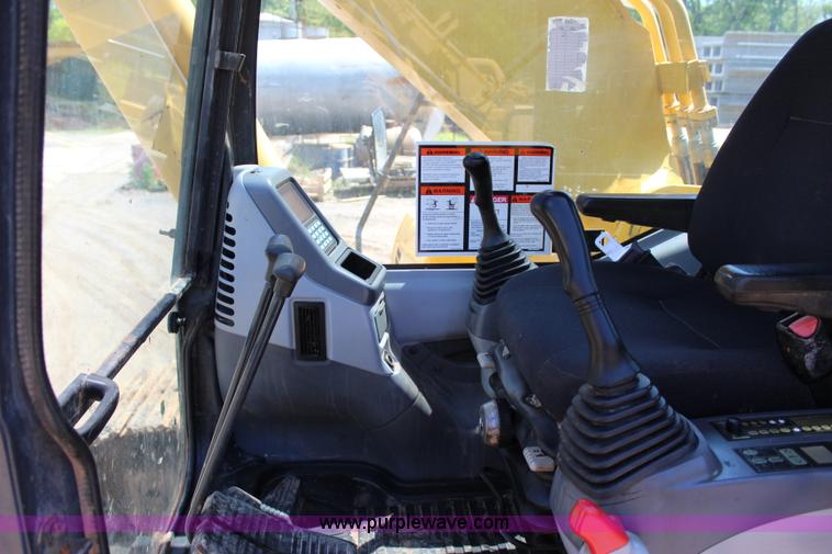 image for item I1697 2006 Komatsu PC300LC-7 excavator