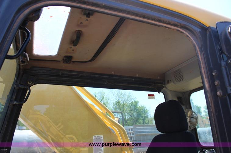 image for item I1697 2006 Komatsu PC300LC-7 excavator