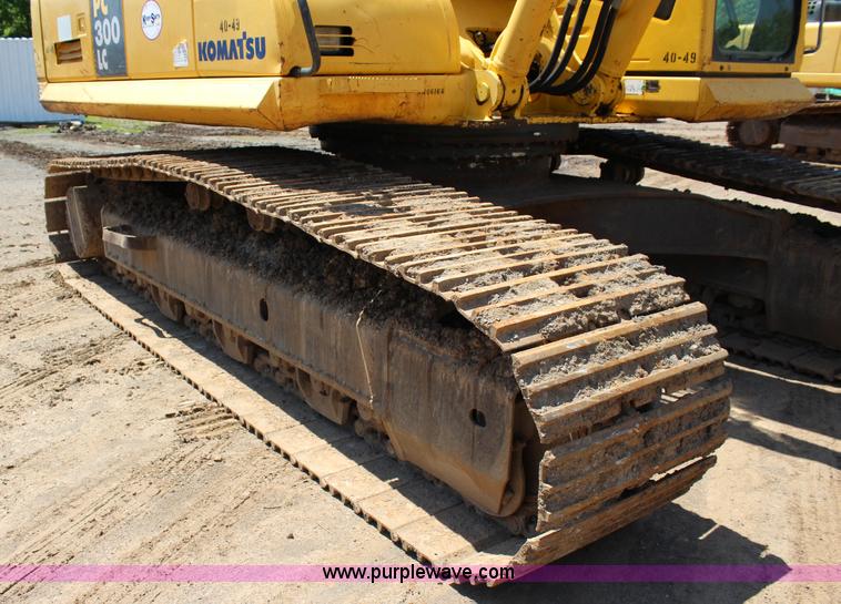 image for item I1697 2006 Komatsu PC300LC-7 excavator