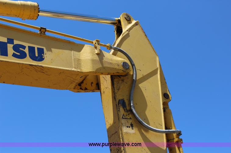 image for item I1697 2006 Komatsu PC300LC-7 excavator