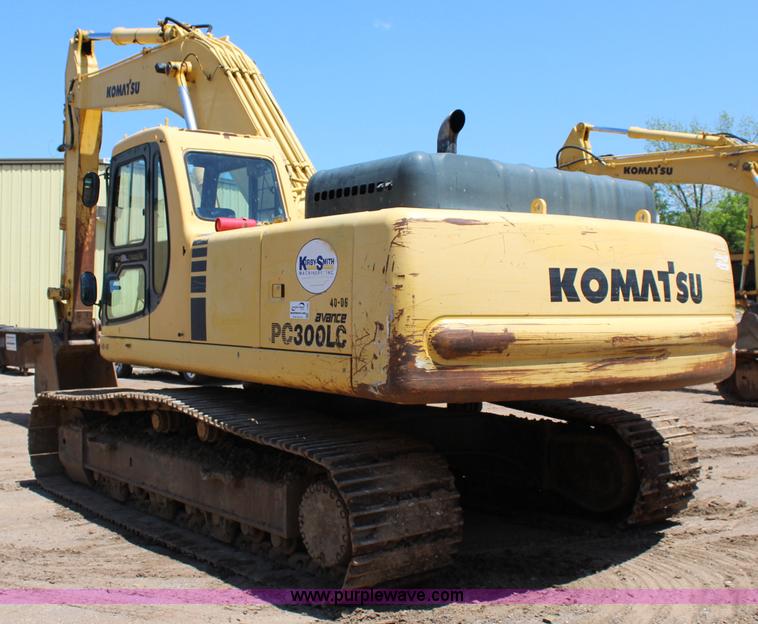 image for item I1698 2001 Komatsu PC300LC-6 excavator