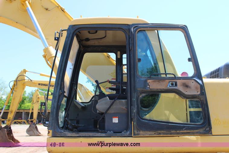 image for item I1698 2001 Komatsu PC300LC-6 excavator