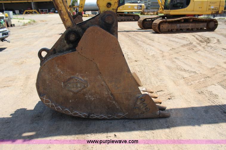 image for item I1698 2001 Komatsu PC300LC-6 excavator
