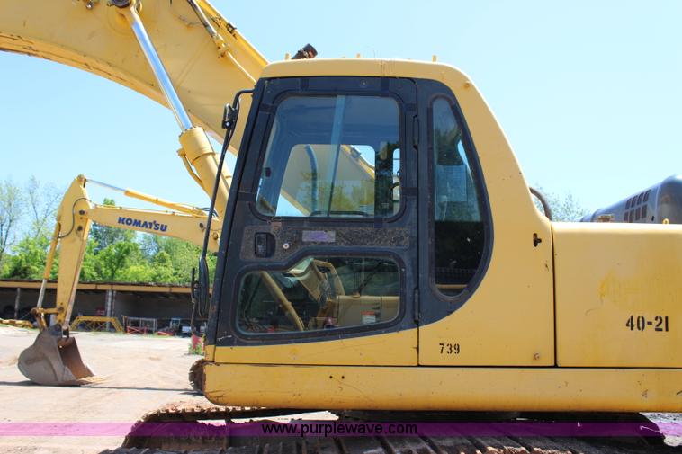 image for item I1699 2001 Komatsu PC300LC-6 excavator