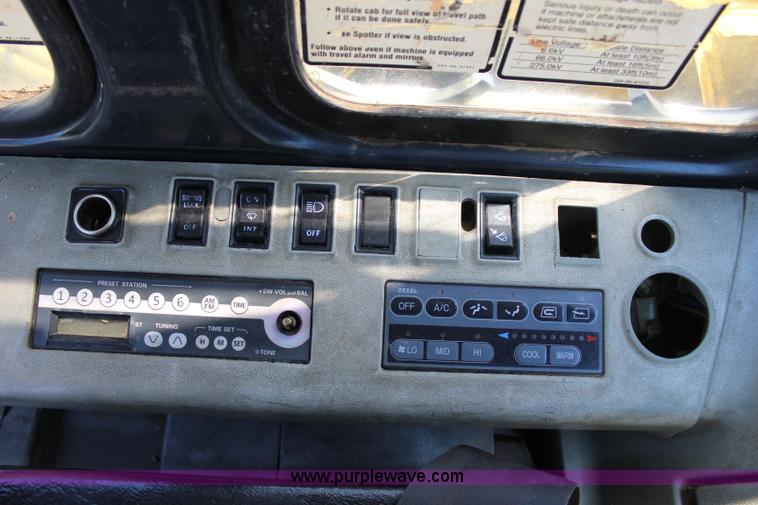 image for item I1699 2001 Komatsu PC300LC-6 excavator