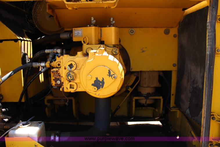 image for item I1699 2001 Komatsu PC300LC-6 excavator