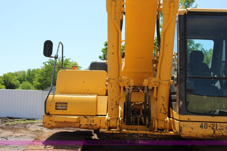 image for item I1699 2001 Komatsu PC300LC-6 excavator