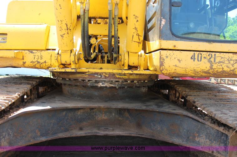 image for item I1699 2001 Komatsu PC300LC-6 excavator