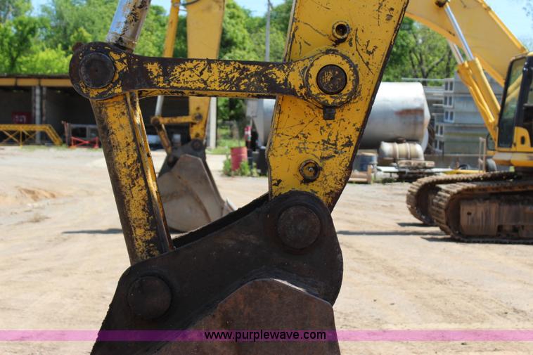 image for item I1699 2001 Komatsu PC300LC-6 excavator