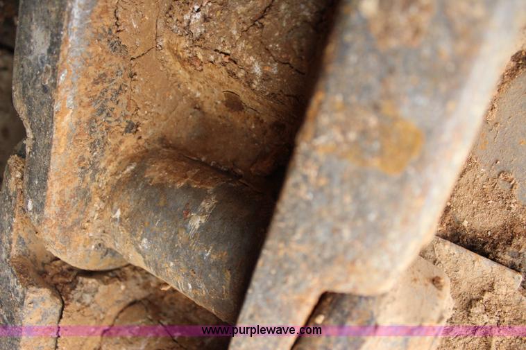 image for item I1699 2001 Komatsu PC300LC-6 excavator