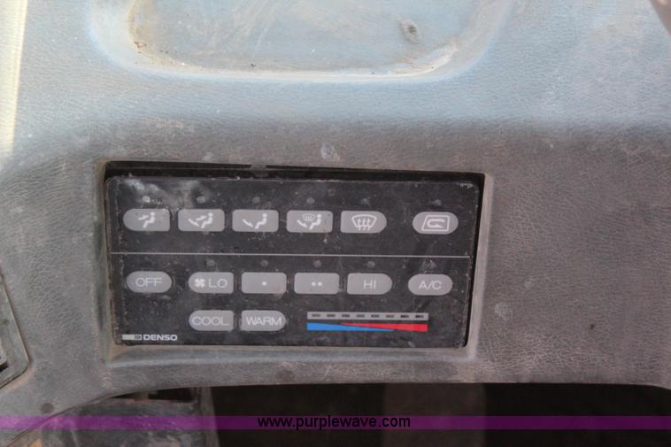 image for item I1702 1999 Komatsu WA320-3MC wheel loader