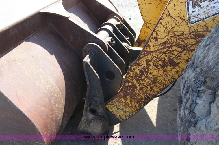 image for item I1702 1999 Komatsu WA320-3MC wheel loader