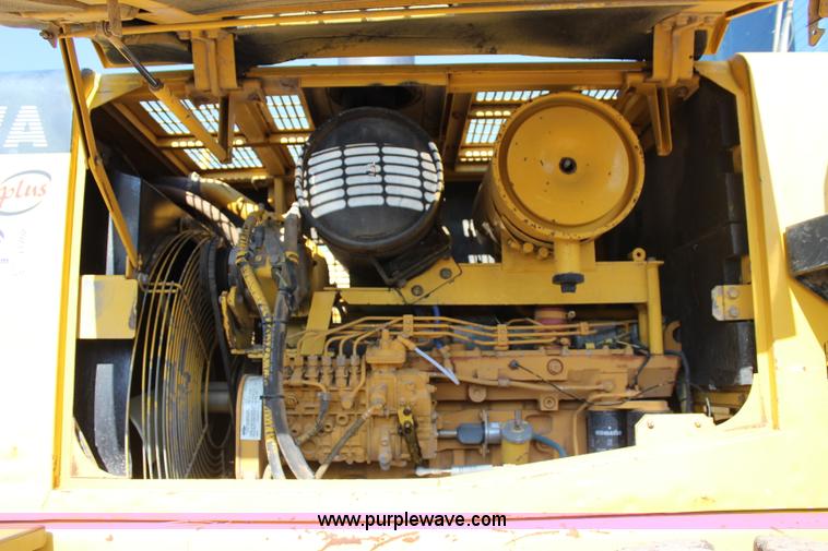 image for item I1702 1999 Komatsu WA320-3MC wheel loader