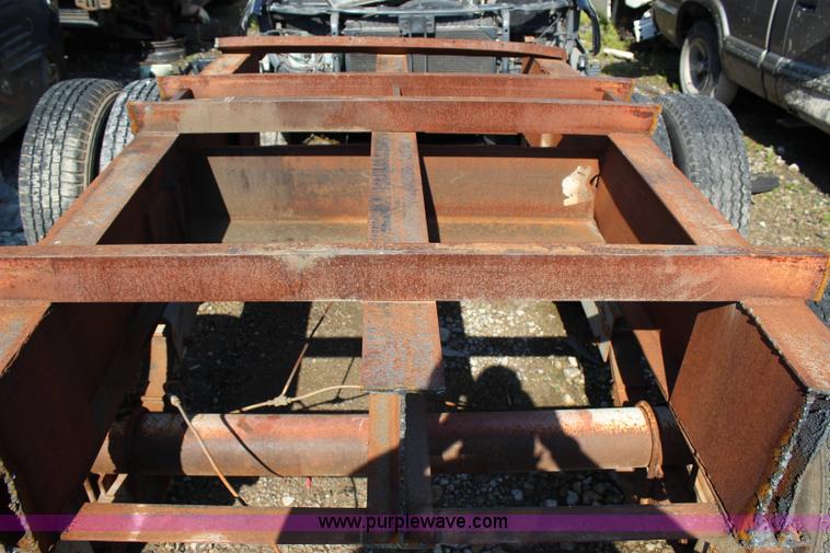 image for item I1704 Trailer base frame assembly