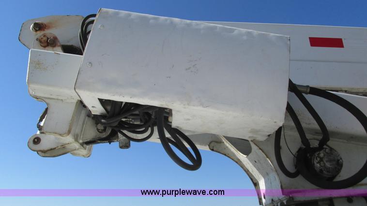 image for item I3019 2000 Ford F350 Super Duty XL bucket truck