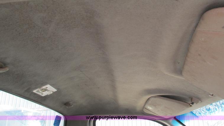 image for item I3019 2000 Ford F350 Super Duty XL bucket truck