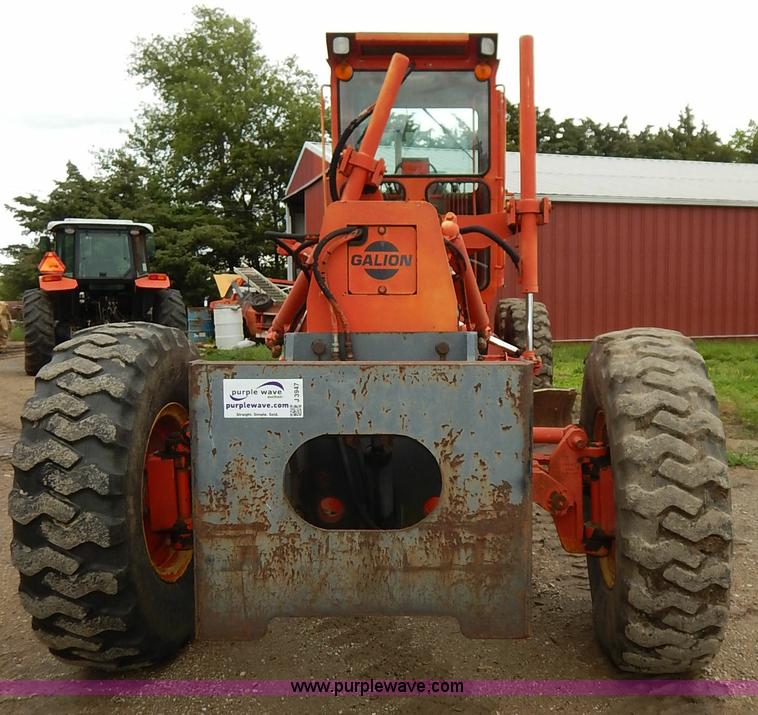 image for item J3947 1994 Galion 830 motor grader