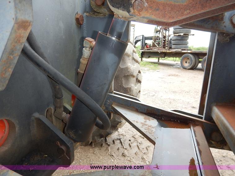 image for item J3947 1994 Galion 830 motor grader