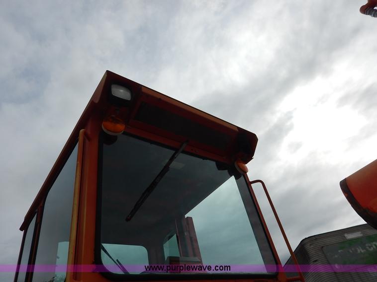 image for item J3947 1994 Galion 830 motor grader