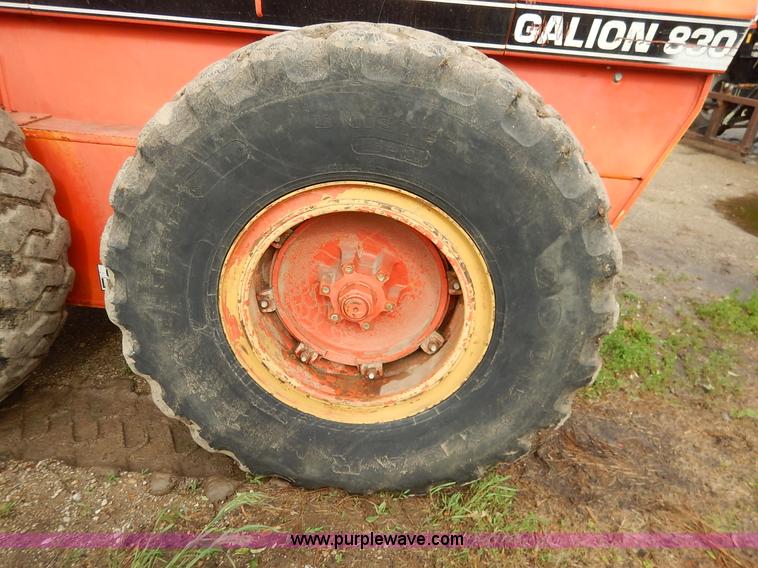 image for item J3947 1994 Galion 830 motor grader
