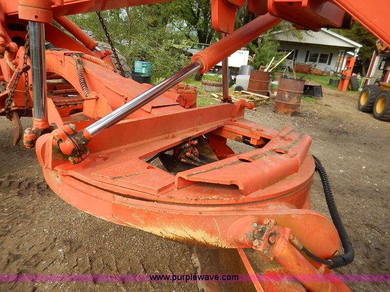 image for item J3947 1994 Galion 830 motor grader