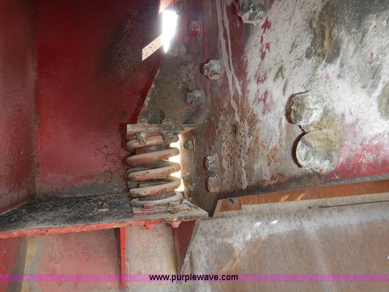 image for item J3958 Nordberg-Read RD-40B screen plant