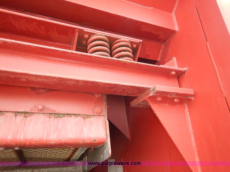 image for item J3958 Nordberg-Read RD-40B screen plant