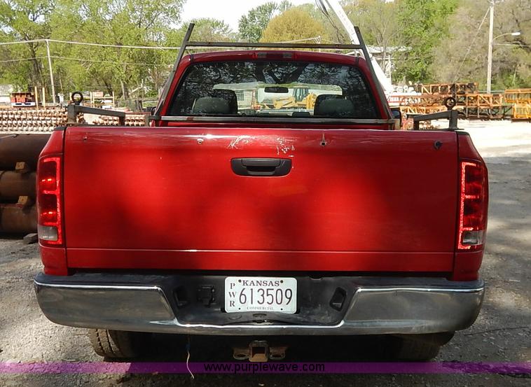 image for item J3959 2006 Dodge Ram 2500 pickup truck