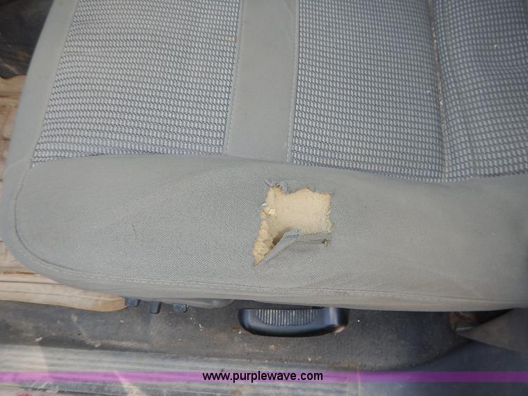 image for item J3959 2006 Dodge Ram 2500 pickup truck