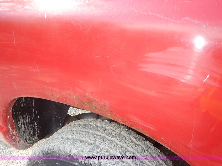 image for item J3959 2006 Dodge Ram 2500 pickup truck