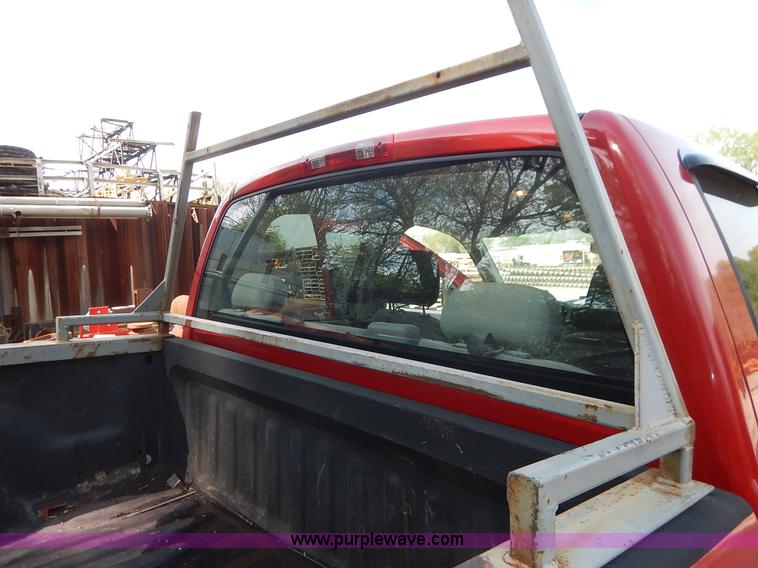 image for item J3959 2006 Dodge Ram 2500 pickup truck