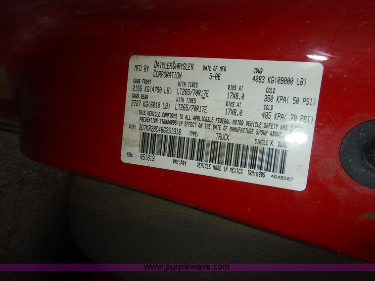 image for item J3959 2006 Dodge Ram 2500 pickup truck