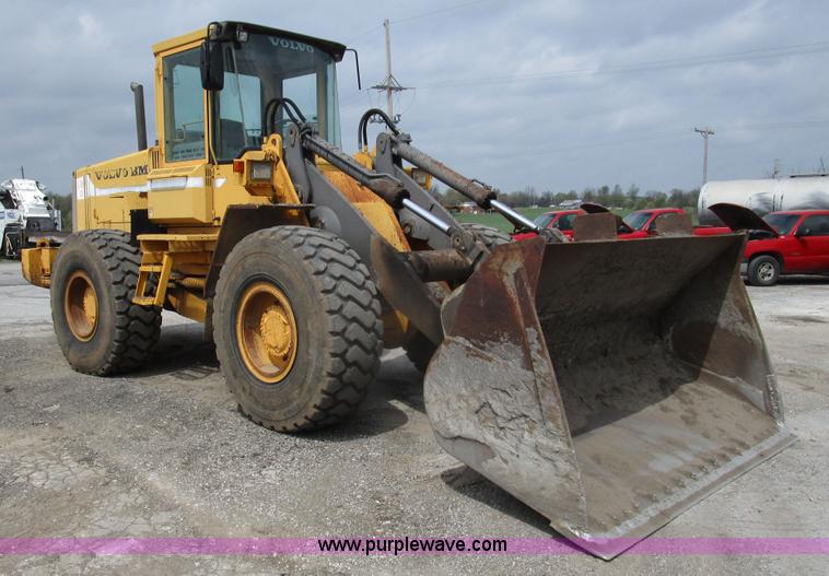 image for item K2095 1994 Volvo L90B wheel loader