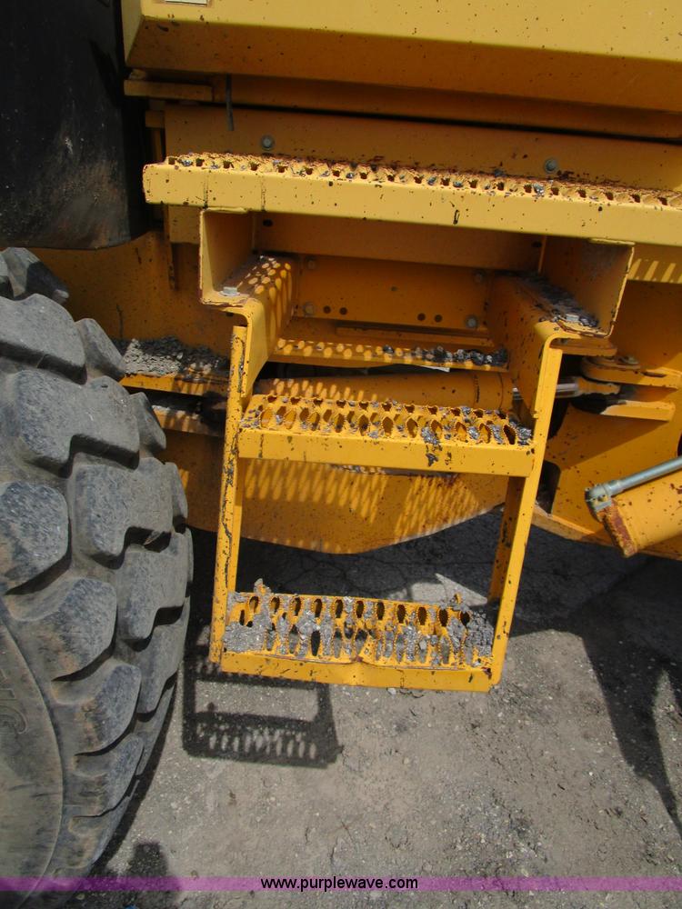 image for item K2095 1994 Volvo L90B wheel loader