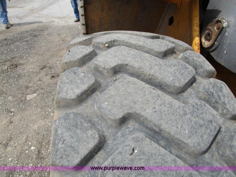 image for item K2095 1994 Volvo L90B wheel loader