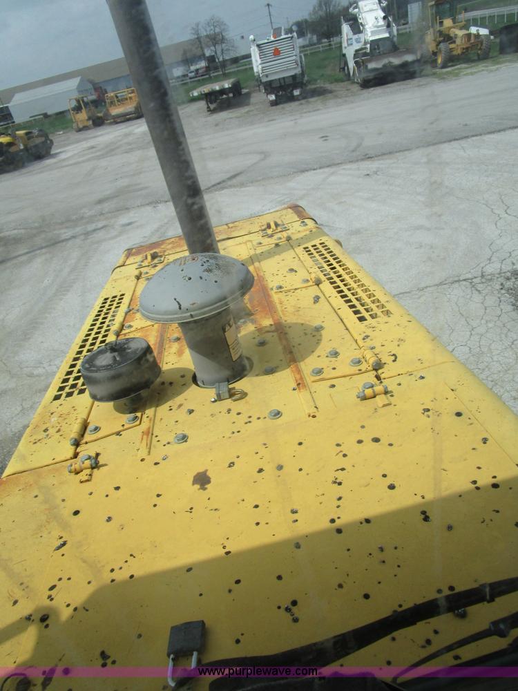 image for item K2095 1994 Volvo L90B wheel loader