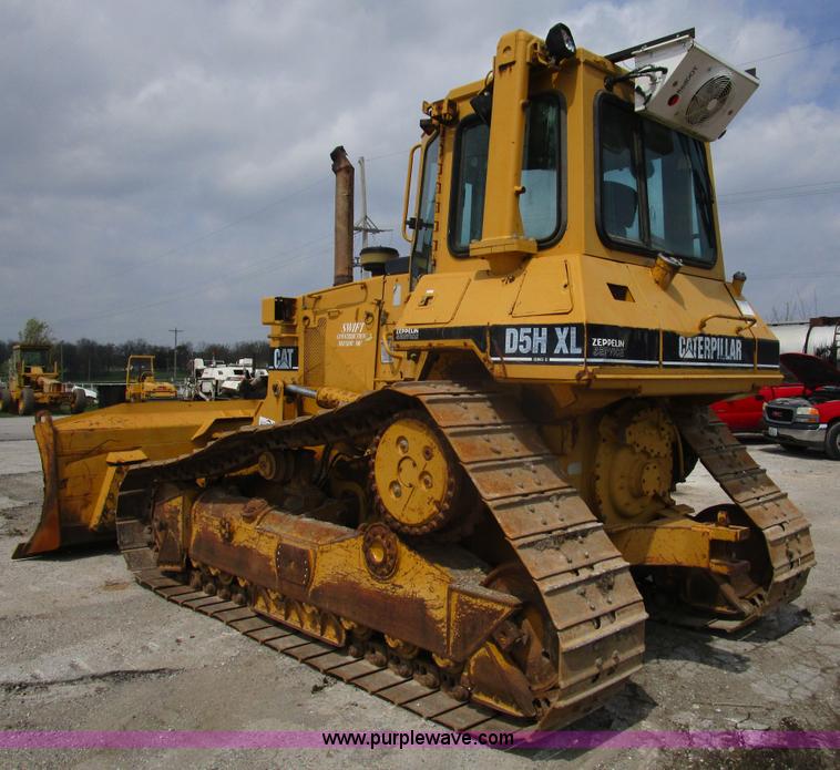 image for item K2096 1995 Caterpillar D5H XL Series II dozer